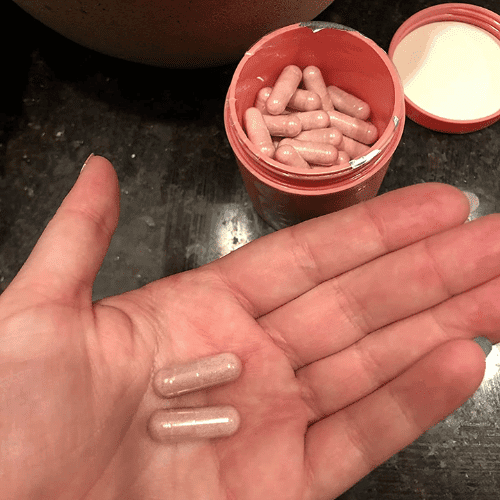 URO Vaginal Probiotic Capsule Size